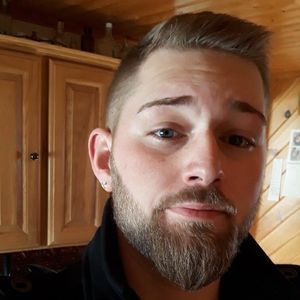 Meet your Posher, Zac